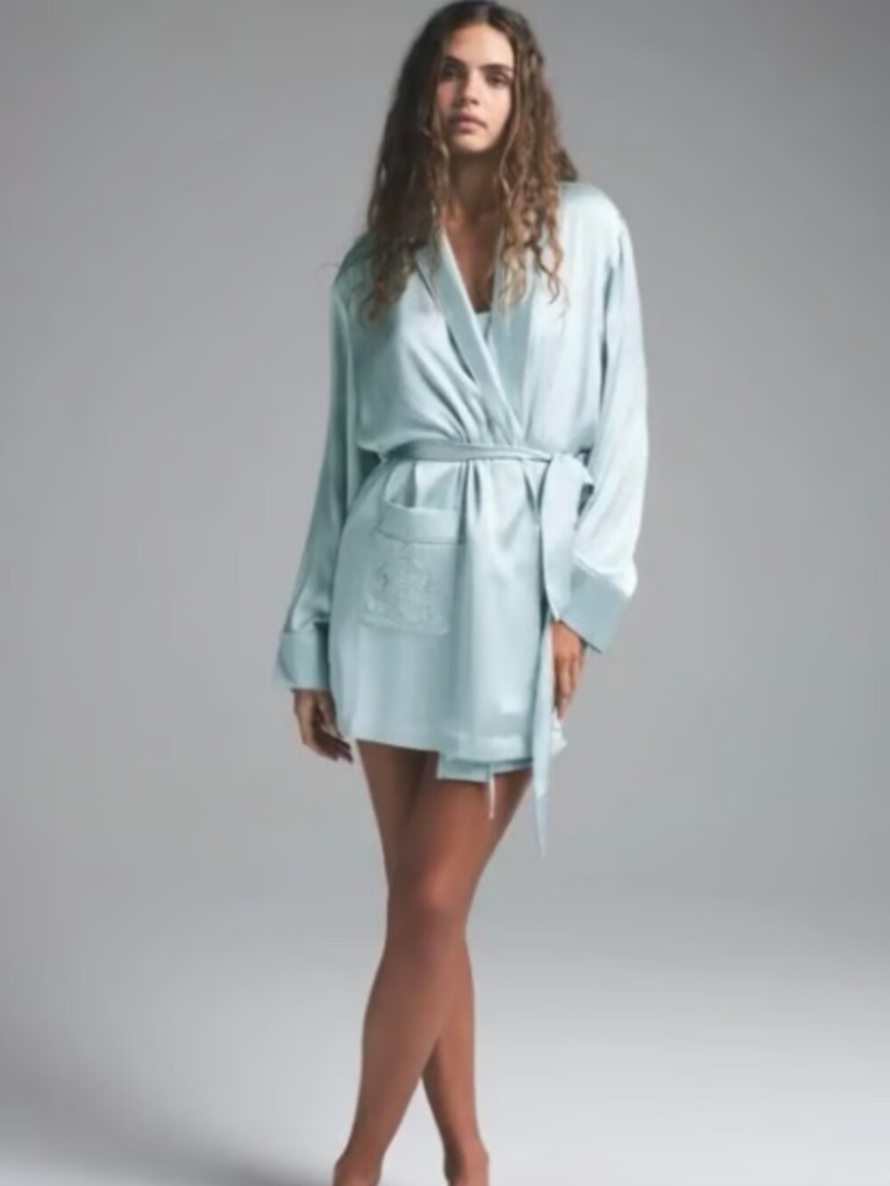 SKIMS Limited Edition Hotel Collection Satin Robe | Frost | 2X | SOLD OUT